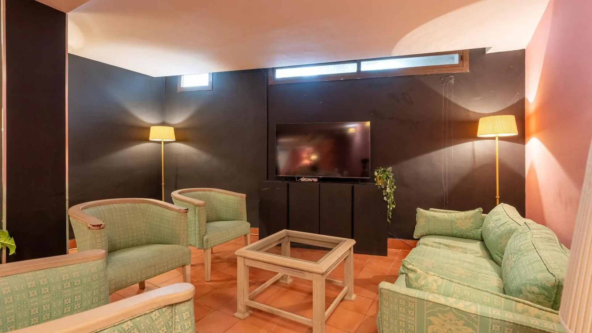 I Am La Posada Hotel And Apartment Benalmadena Spain
