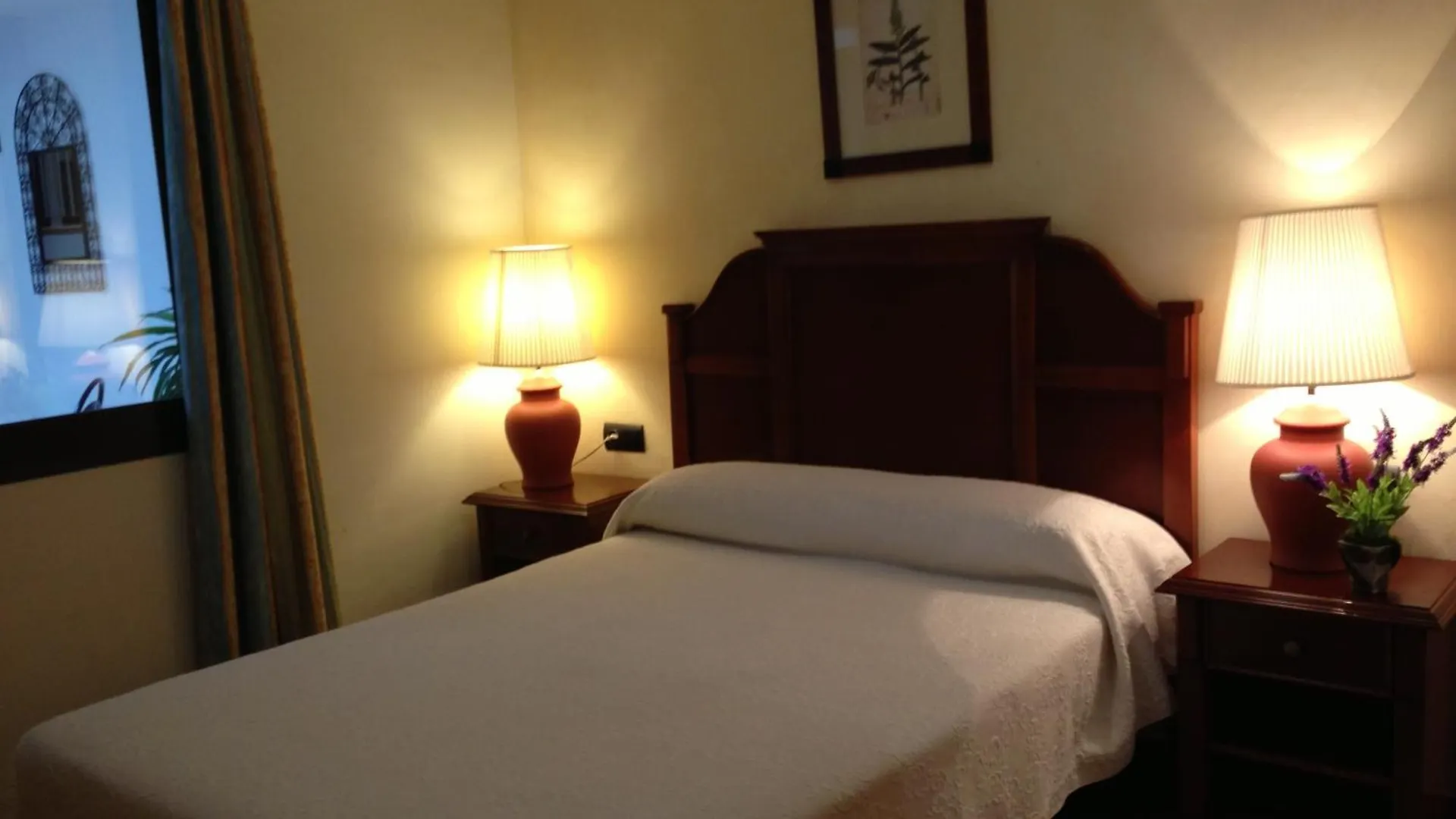 I Am La Posada Hotel And Apartment Benalmadena 0*,  Spain